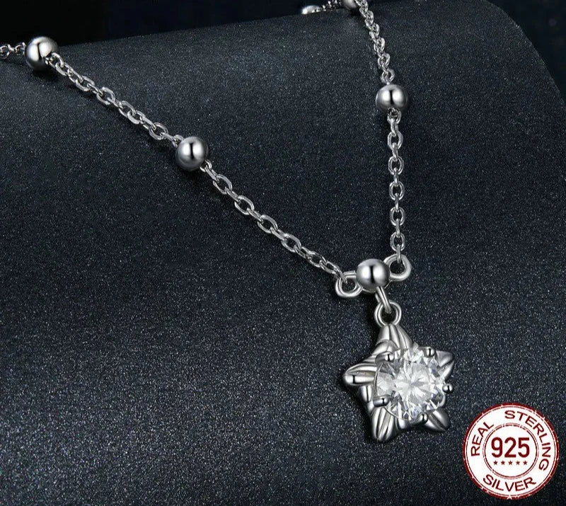 0.5CT Star Brilliant Cut Moissanite Pendant Necklace 925 Silver Flower Lab Diamond Test Past D Color Gemstone Necklace