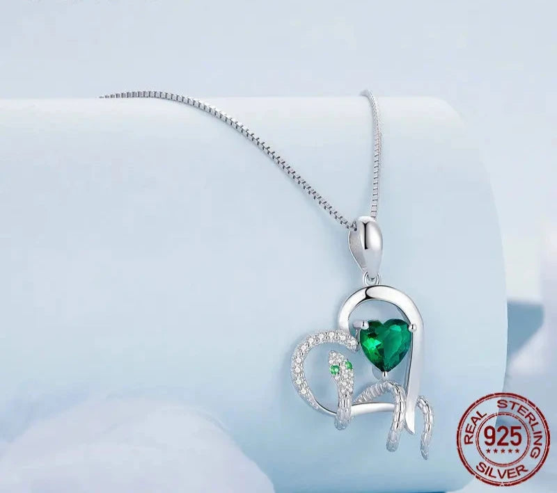 925 Sterling Silver Delicate Green Zircon Heart Pendant Necklace Snake Intertwine Love Neck Chain for Women Fine Jewelry